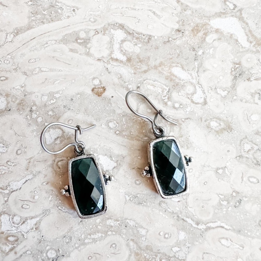 Vintage drop earrings costume jewelry‎